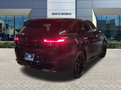 New 2026 Land Rover Range Rover Sport Dynamic SE AWD/4WD image 5