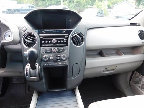 Used 2015 Honda Pilot EX-L image 10