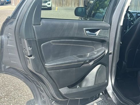 Used 2024 Ford Edge Titanium AWD/4WD image 10