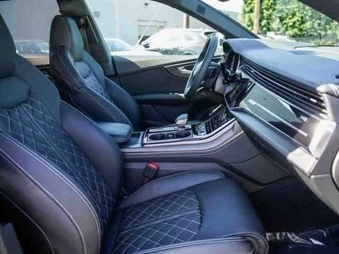 Used 2024 Audi SQ8 Prestige image 16