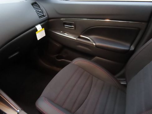 New 2025 Mitsubishi Outlander Sport SE AWD/4WD image 18