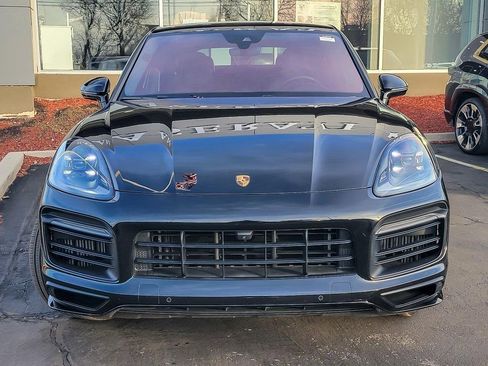 Used 2022 Porsche Cayenne GTS image 4