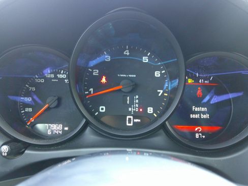 Used 2018 Porsche Macan AWD/4WD image 77