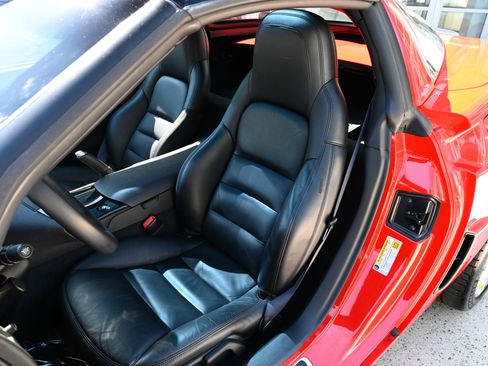 Used 2011 Chevrolet Corvette Grand Sport w/ Roof Package RWD image 19