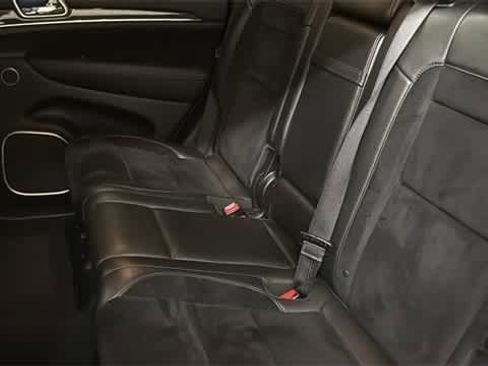 Used 2014 Jeep Grand Cherokee SRT8 w/ Luxury Group II image 31