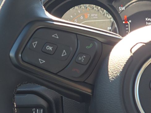 New 2026 Jeep Gladiator Sport AWD/4WD image 21