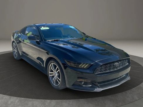 Used 2017 Ford Mustang Coupe image 1
