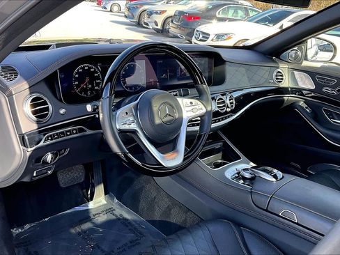 Used 2020 Mercedes-Benz Maybach S 650 image 17