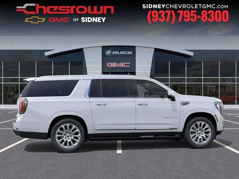 New 2026 GMC Yukon XL Denali w/ Denali Reserve Package AWD/4WD image 5