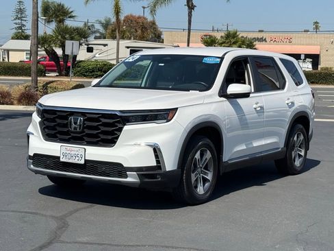 Used 2024 Honda Pilot EX-L image 6