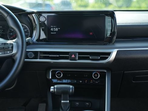 Used 2024 Kia K5 GT-Line w/ GT-Line Premium Package FWD image 29