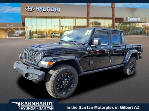 Used 2025 Jeep Gladiator Sport image 1