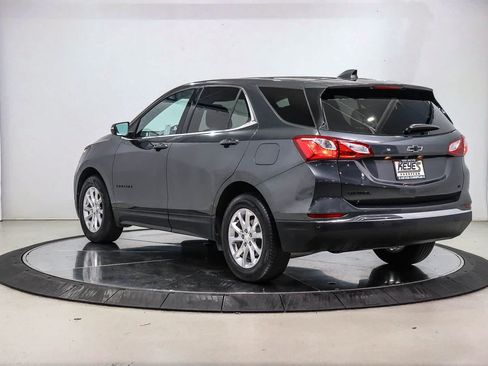 Used 2019 Chevrolet Equinox LT FWD image 2