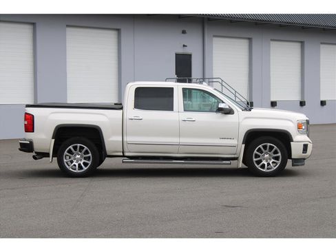 Used 2015 GMC Sierra 1500 Denali AWD/4WD image 4