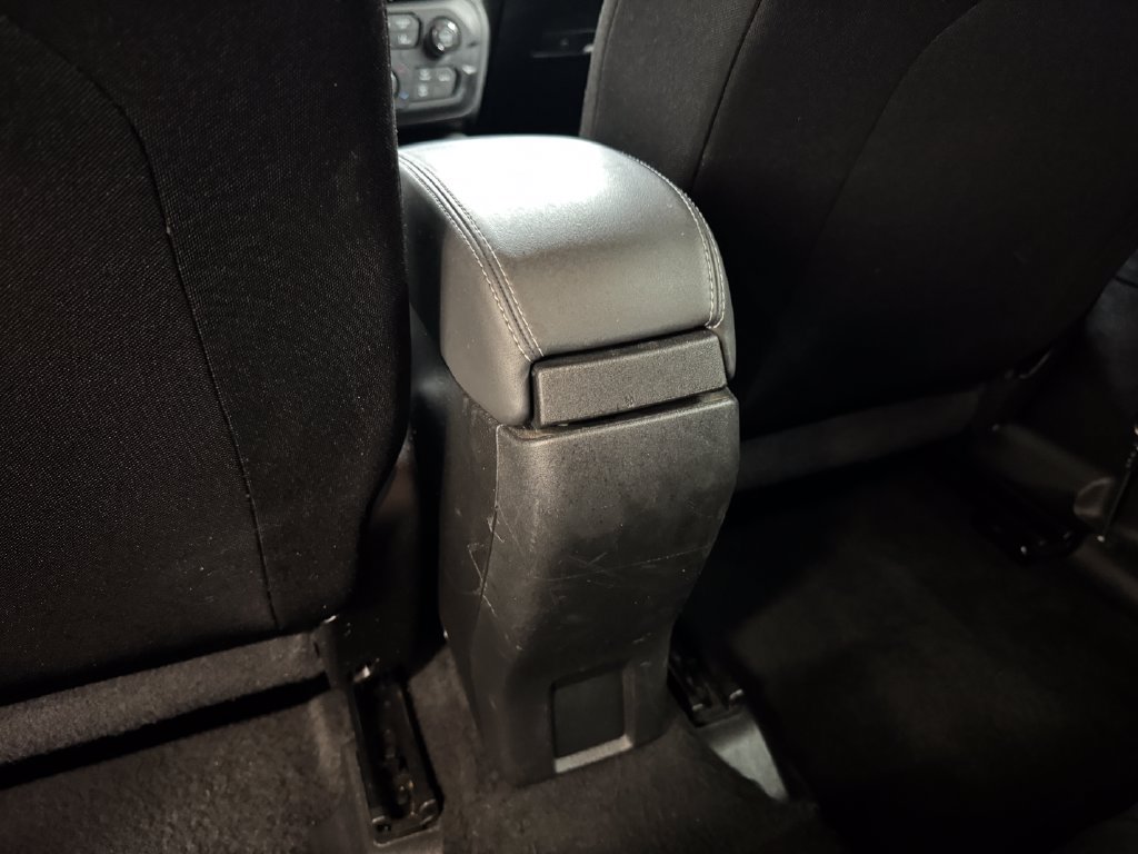 Used 2023 Jeep Renegade Latitude AWD/4WD image 25