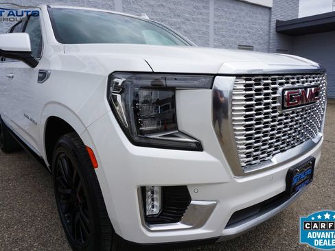 Used 2022 GMC Yukon Denali w/ Denali Ultimate Package AWD/4WD image 7
