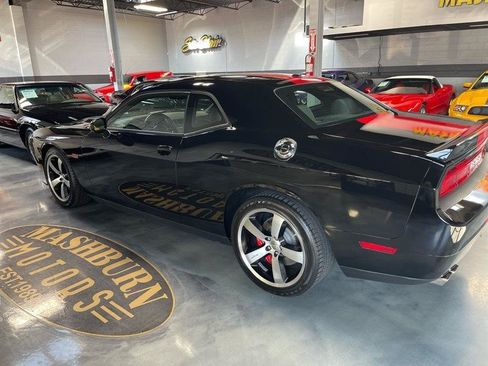 Used 2012 Dodge Challenger SRT8 RWD image 16