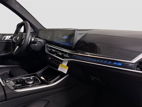 New 2026 BMW X5 xDrive40i w/ M Sport Package AWD/4WD image 29