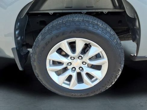 Used 2023 Chevrolet Silverado 1500 Custom w/ LPO, Dark Essentials Package AWD/4WD image 13
