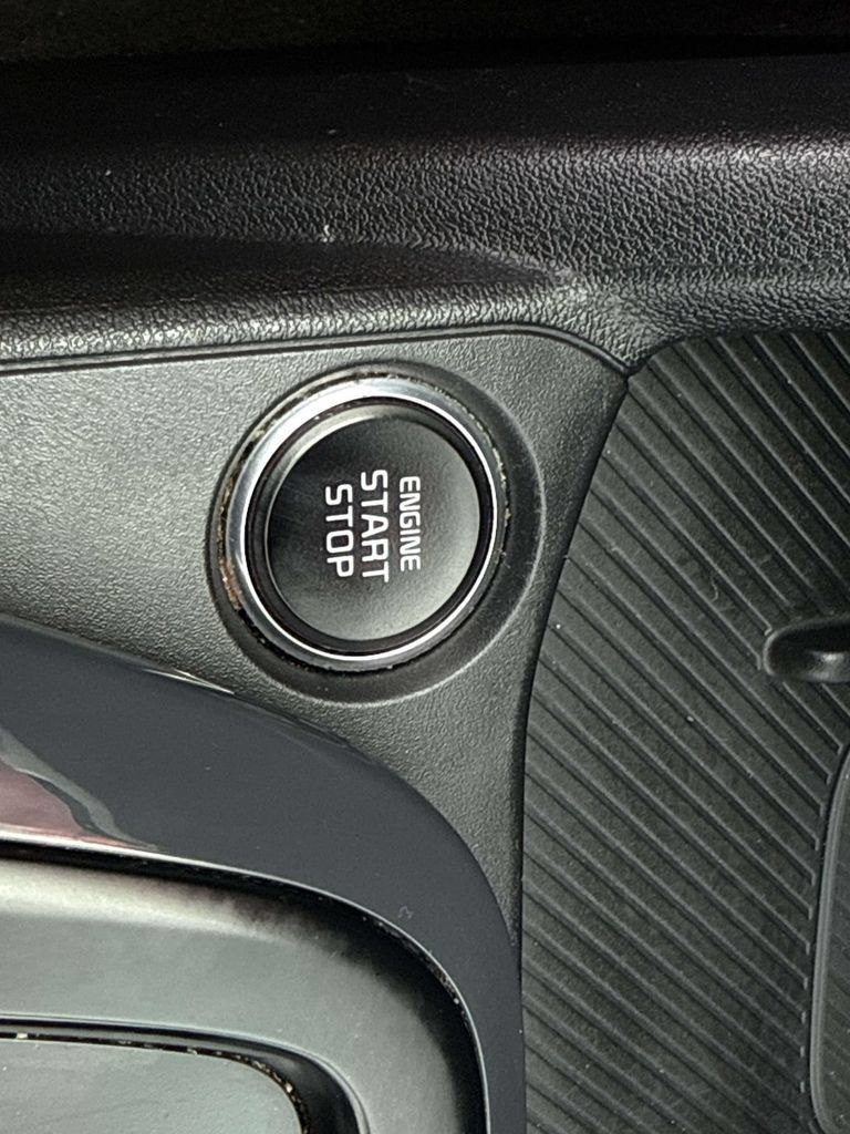Certified 2025 Kia K4 GT-Line Turbo FWD image 34