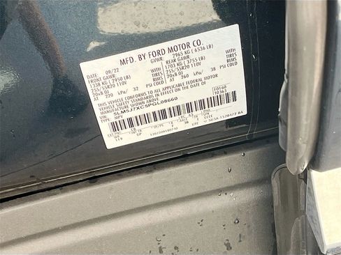 Used 2023 Lincoln Aviator Reserve image 36