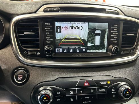 Used 2017 Kia Sorento SX AWD/4WD image 30