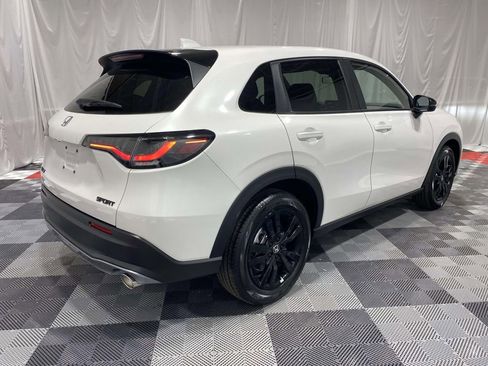 New 2026 Honda HR-V Sport image 4