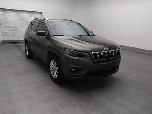 Used 2019 Jeep Cherokee Latitude w/ Popular Appearance Group AWD/4WD image 13