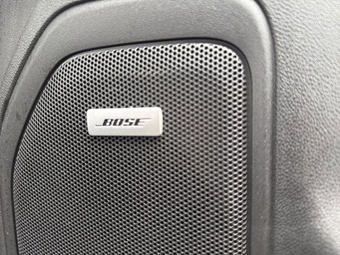 Used 2021 GMC Sierra 1500 Elevation w/ Preferred Package image 16