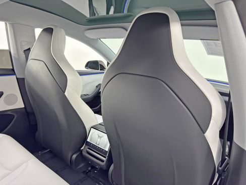 Used 2024 Tesla Model 3 Performance image 41