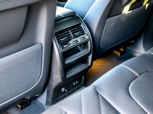 New 2026 BMW X5 xDrive50e w/ Executive Package image 22