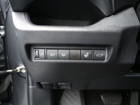 Used 2021 Toyota RAV4 XLE w/ Convenience Package AWD/4WD image 25