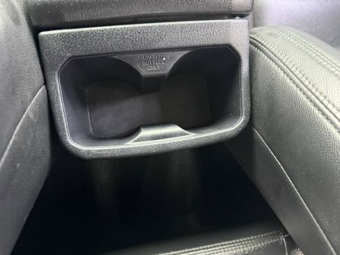 Used 2020 Toyota Tacoma SR5 image 43