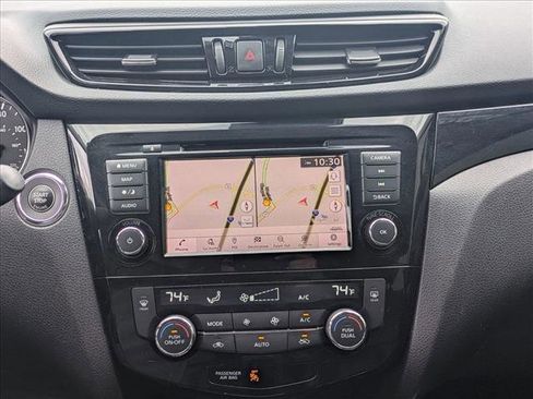 Used 2021 Nissan Rogue Sport SL image 14