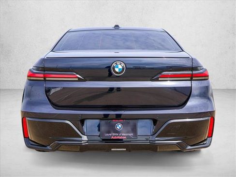 Used 2023 BMW 740i RWD image 6