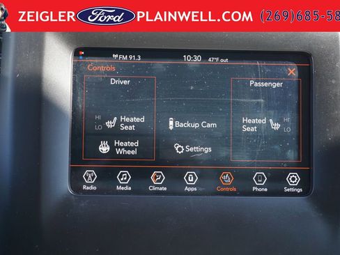 Used 2021 Jeep Cherokee Latitude Plus AWD/4WD image 20