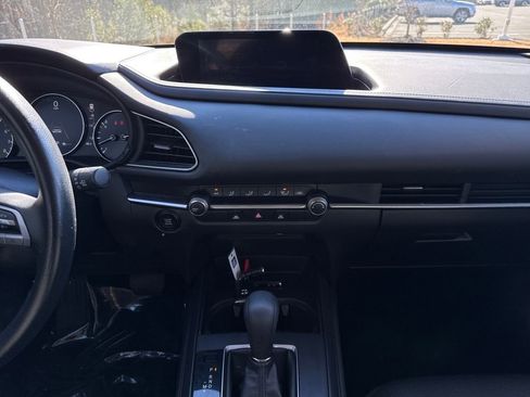 Used 2021 MAZDA CX-30 FWD 2.5 S image 17