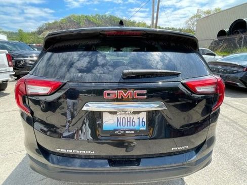 Used 2024 GMC Terrain SLE AWD/4WD image 10