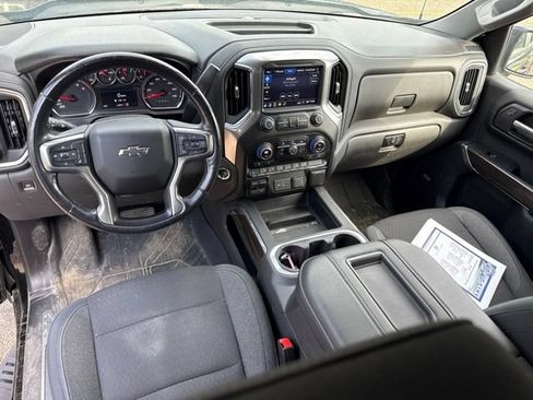 Used 2019 Chevrolet Silverado 1500 LT Trail Boss AWD/4WD image 23