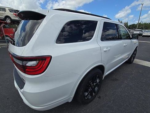 Used 2023 Dodge Durango R/T RWD image 3