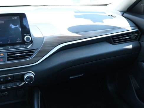 Used 2023 Nissan Altima 2.5 SV image 28