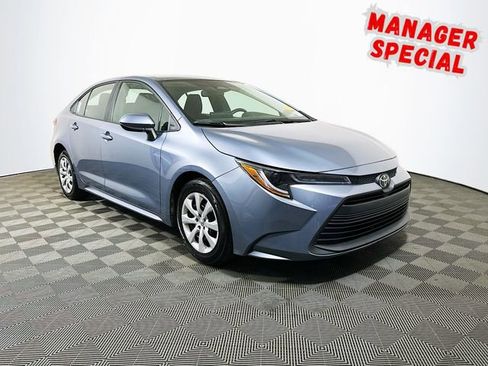 Used 2023 Toyota Corolla LE FWD image 1