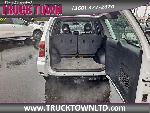 Used 2005 Toyota RAV4 2WD image 10