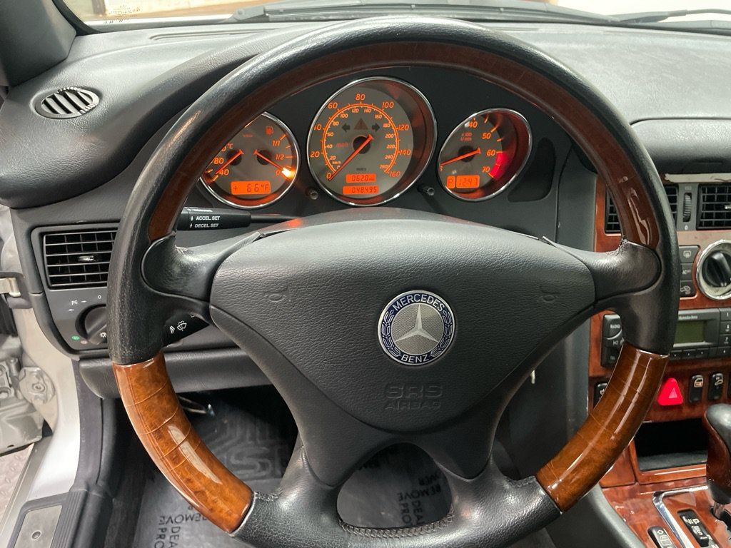 Used 2004 Mercedes-Benz SLK 320 image 26