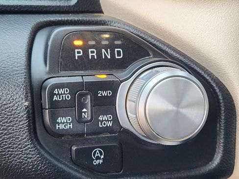 Used 2022 RAM 1500 Laramie AWD/4WD image 22