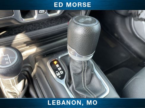 Used 2021 Jeep Wrangler Unlimited Sahara AWD/4WD image 15