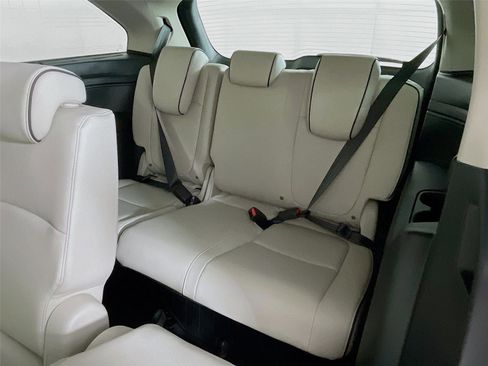 New 2026 Honda Odyssey Touring image 9