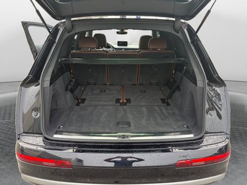 Used 2018 Audi Q7 3.0T Prestige w/ Prestige Package image 11