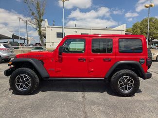 Used 2025 Jeep Wrangler Unlimited Rubicon video 2