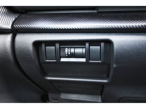 Certified 2025 Subaru Crosstrek 2.0i Premium image 20